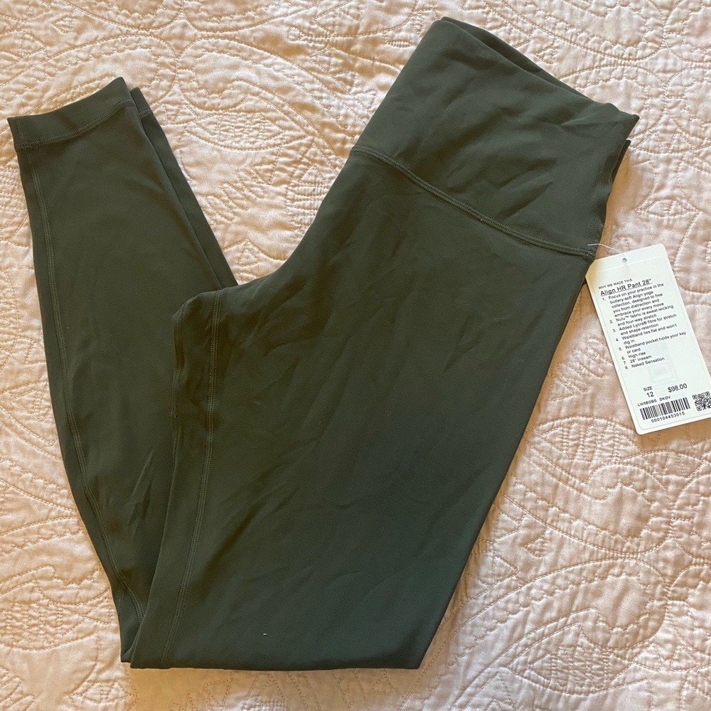 NWT Lululemon Align high rise pant 28’’